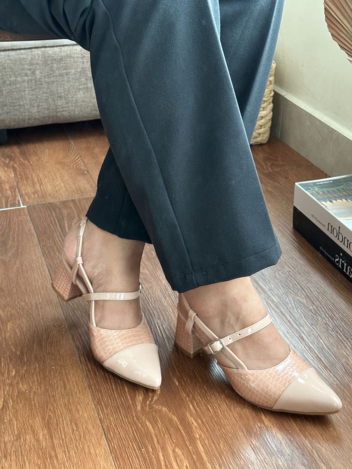 Nubia Lagarto Charol Tacones