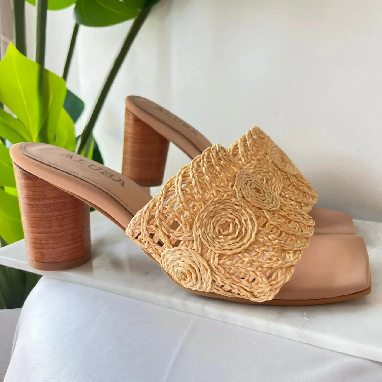Maya Brasileña Tacones