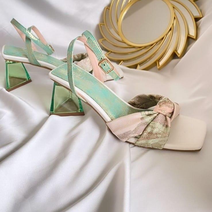 Thalia Tacones