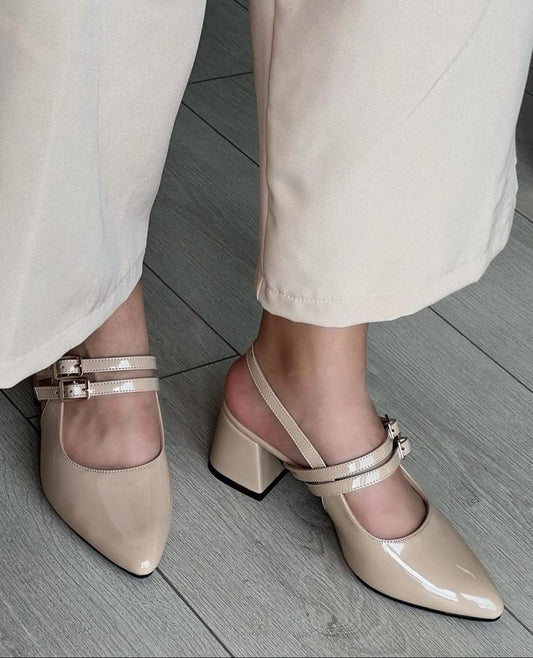 María charol tacones