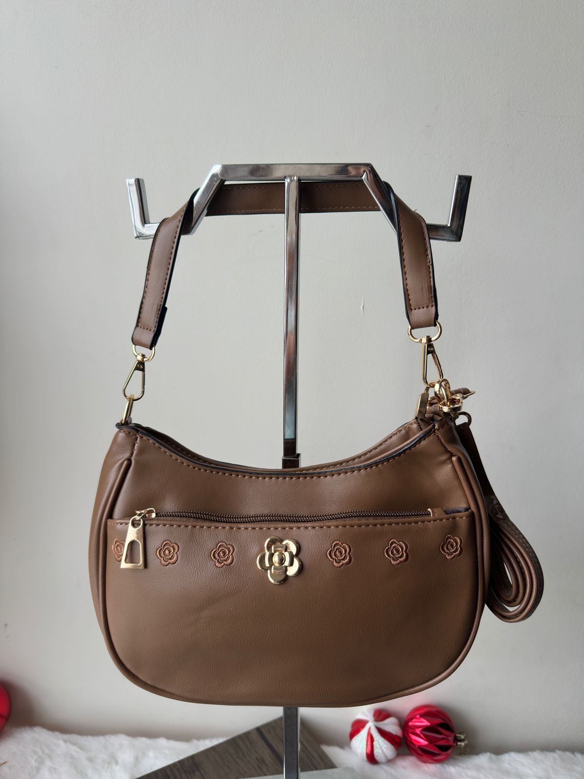2505 Crossbody