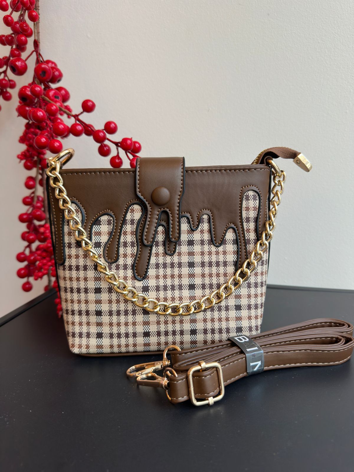 353 CrossBody