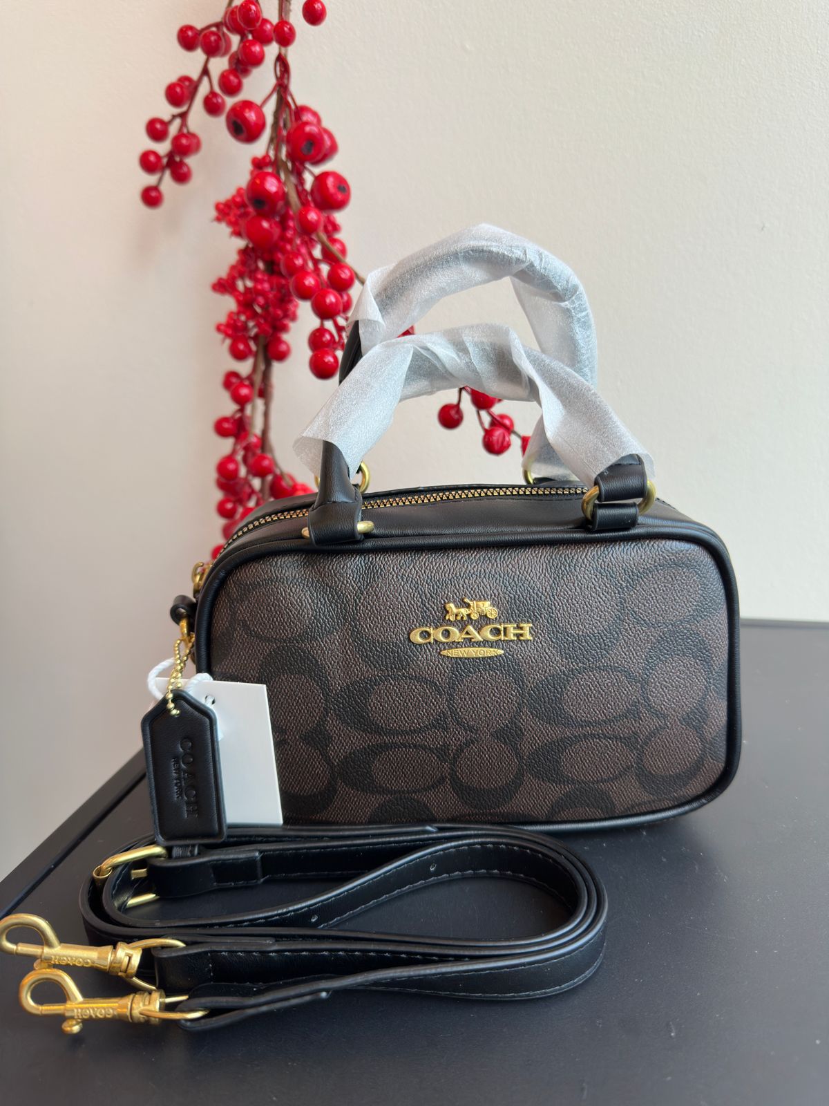 6018 C Crossbody
