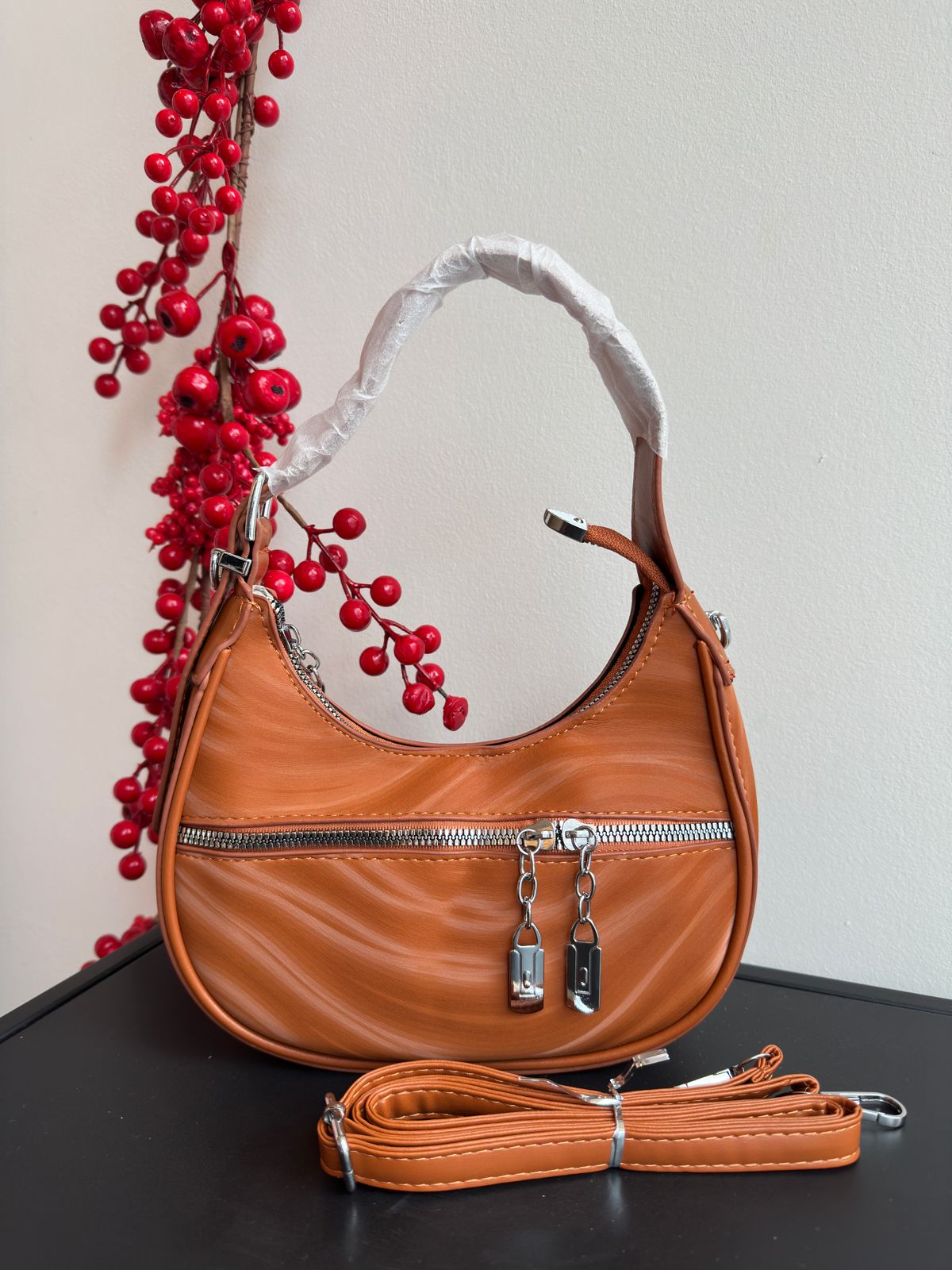 6802-35 Crossbody
