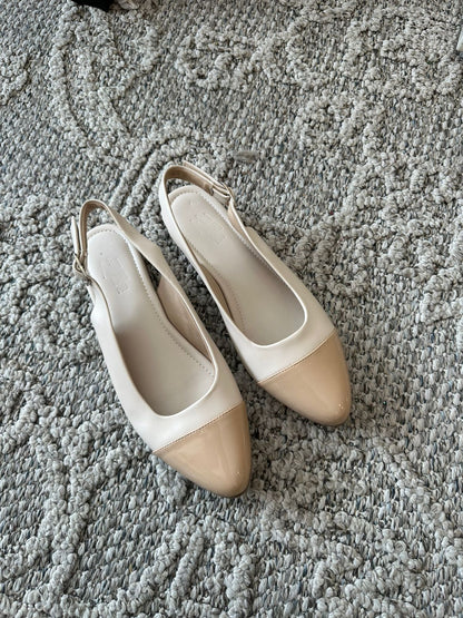 Mary punta color Slingbacks