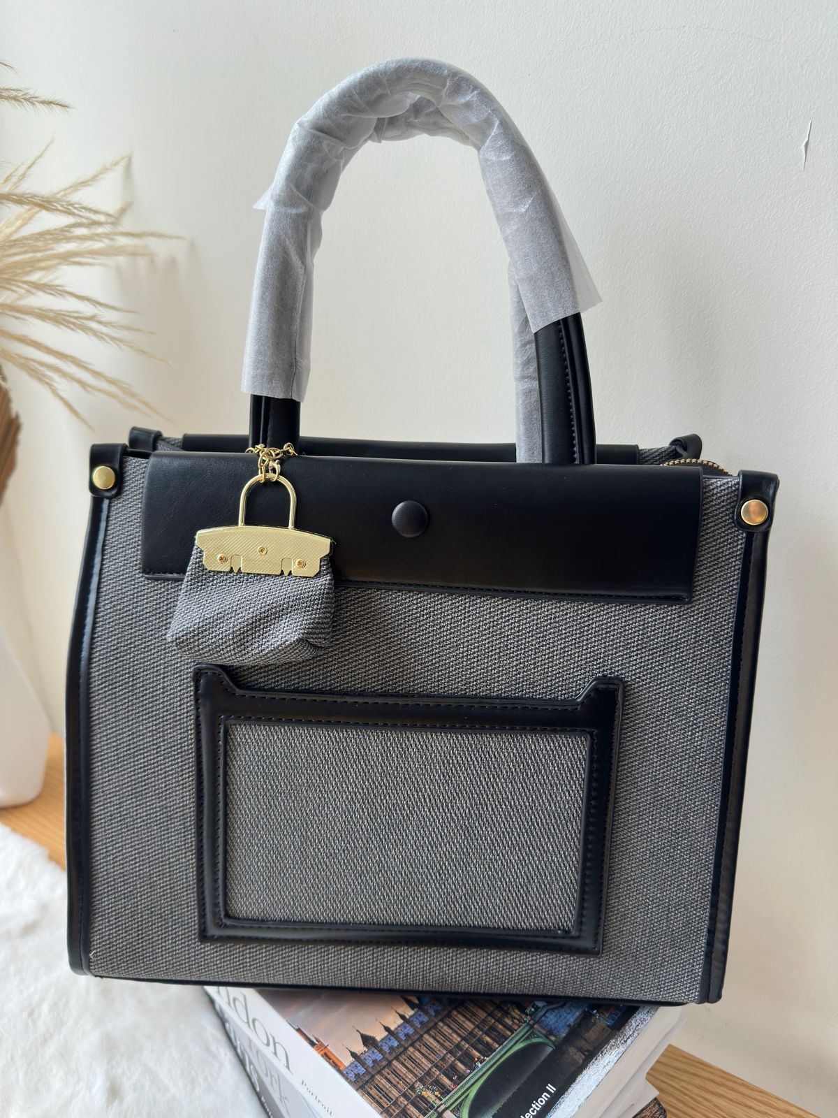 Camelia Cartera 8825